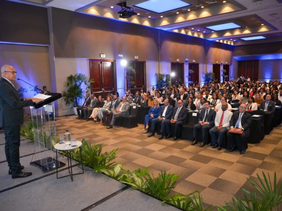 ADOCCO reúne a juristas, autoridades y gremios profesionales para analizar el impacto del nuevo Código Penal